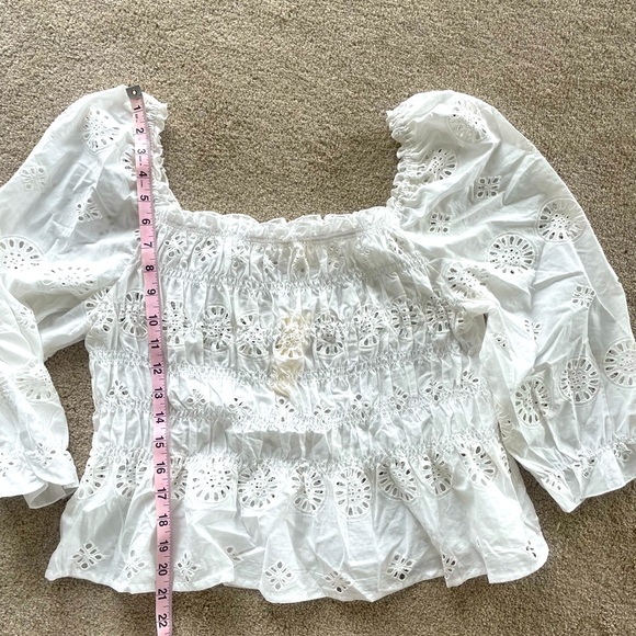 White eyelet top - Picture 6 of 6